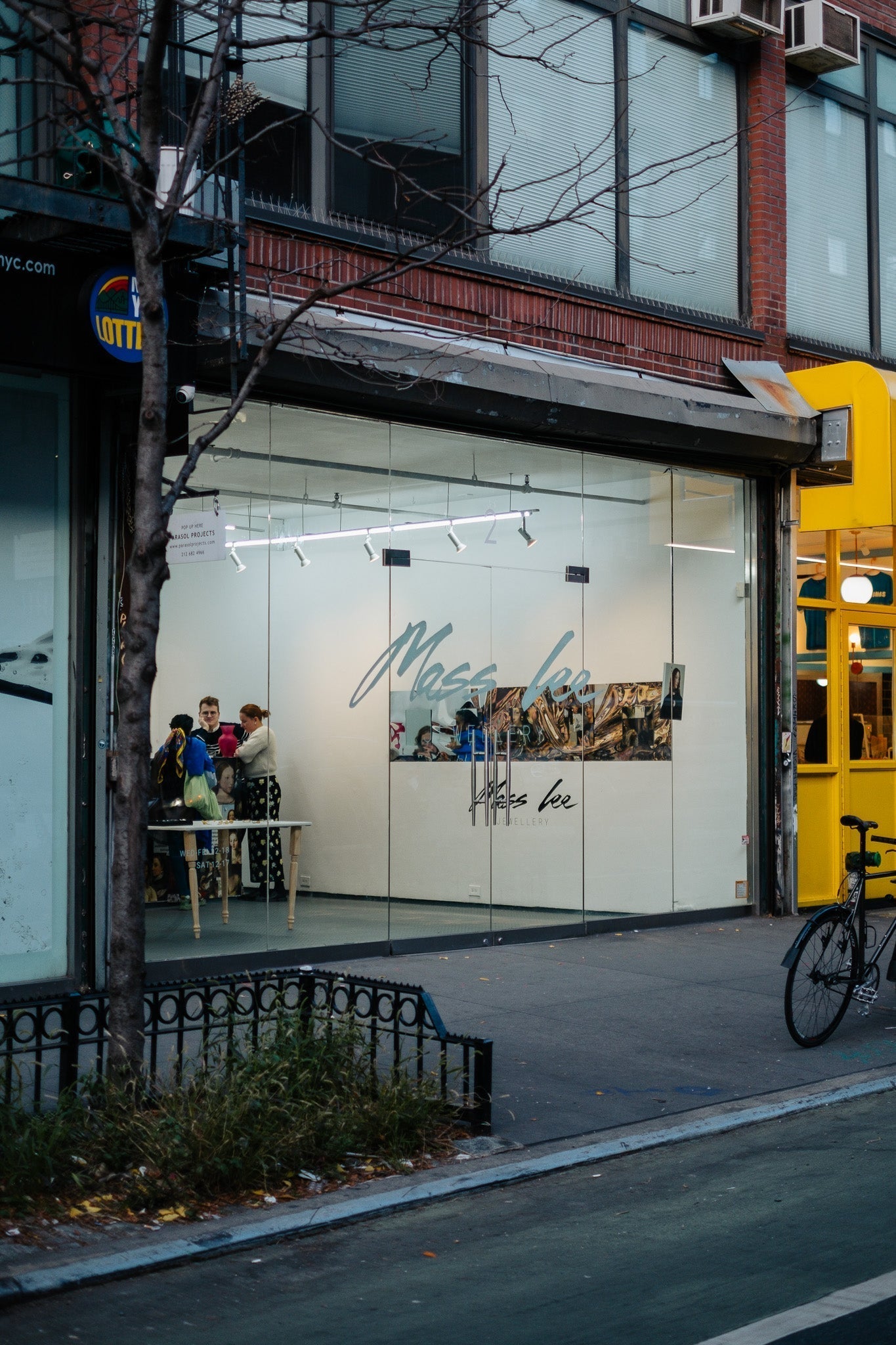 New York - Presenting Mass Lee Jewelry in the United States